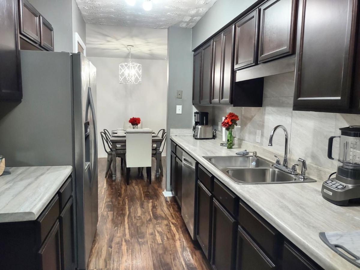 Charming Condo In Central Raleigh Exterior foto